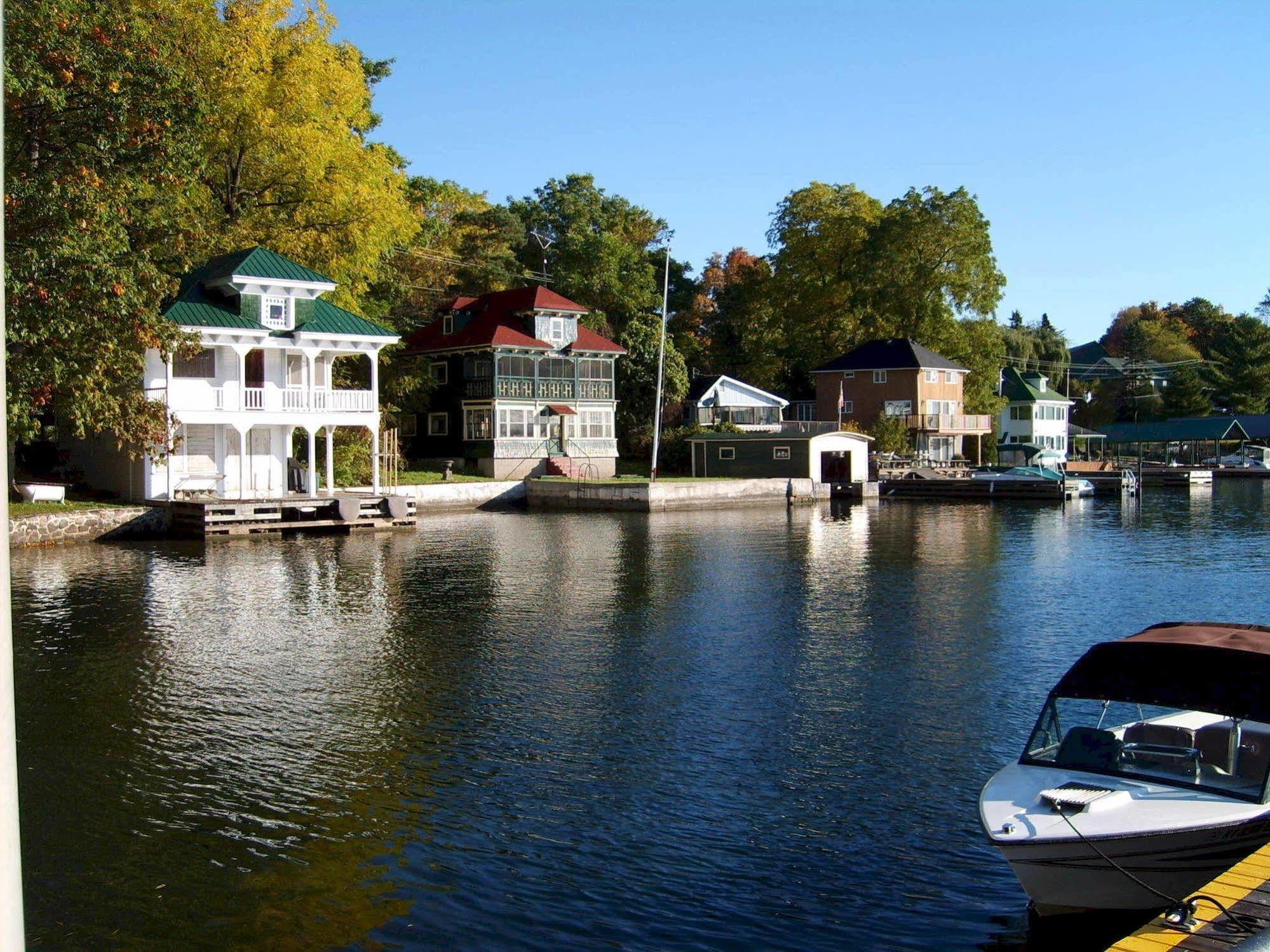 Capricorn Motel Royale 1000 Islands Lansdowne Zewnętrze zdjęcie